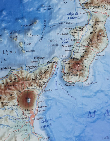 Preview: Raised relief map Italy, black Preview: Raised relief map Italy, black