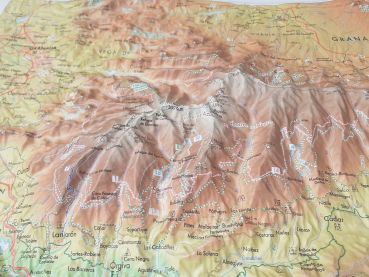 Raised relief map Sierra Nevada