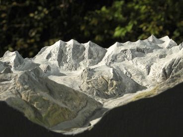 Mountain model of the Bernina group