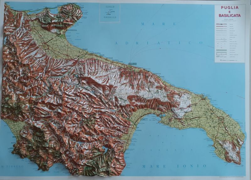 Raised relief map Puglia et Basilicata