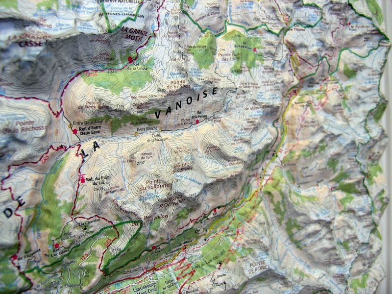 Raised relief map Belledonne and Vanoise