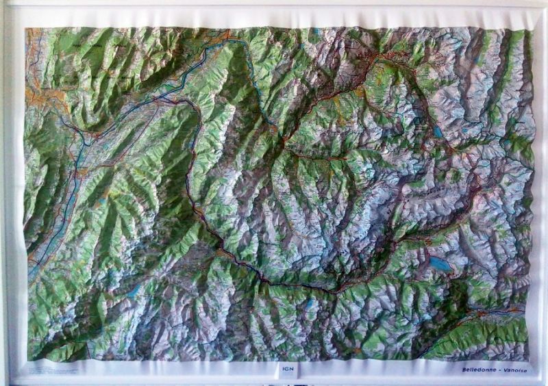 Raised relief map Belledonne and Vanoise