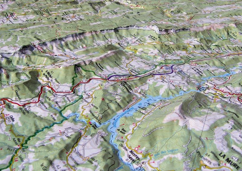 Raised relief map Chartreuse and Vercors