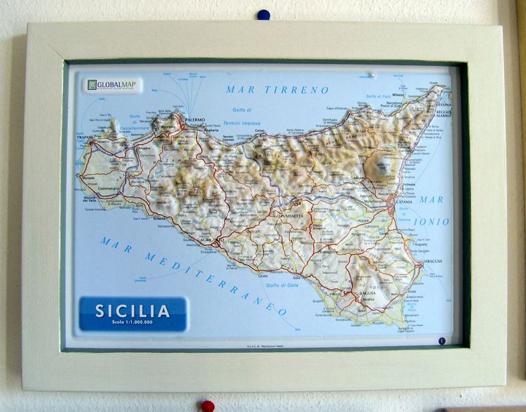 Raised relief map Sicily A4